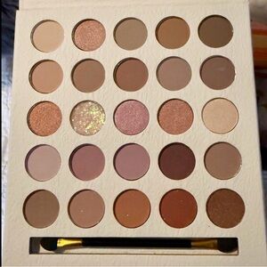 Muge Leen Lucky Me 25 color eyeshadow palette earthy tones NEW